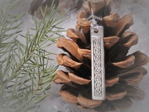 Na Mara Drop Necklace